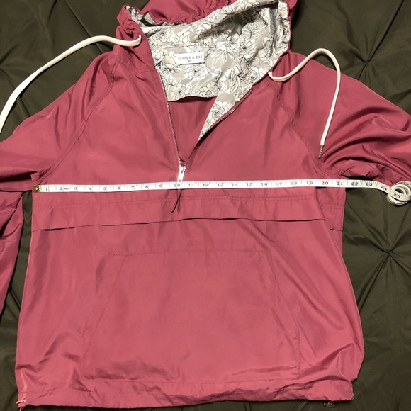 Soft & Comfy Windbreaker - Picture 4 of 5